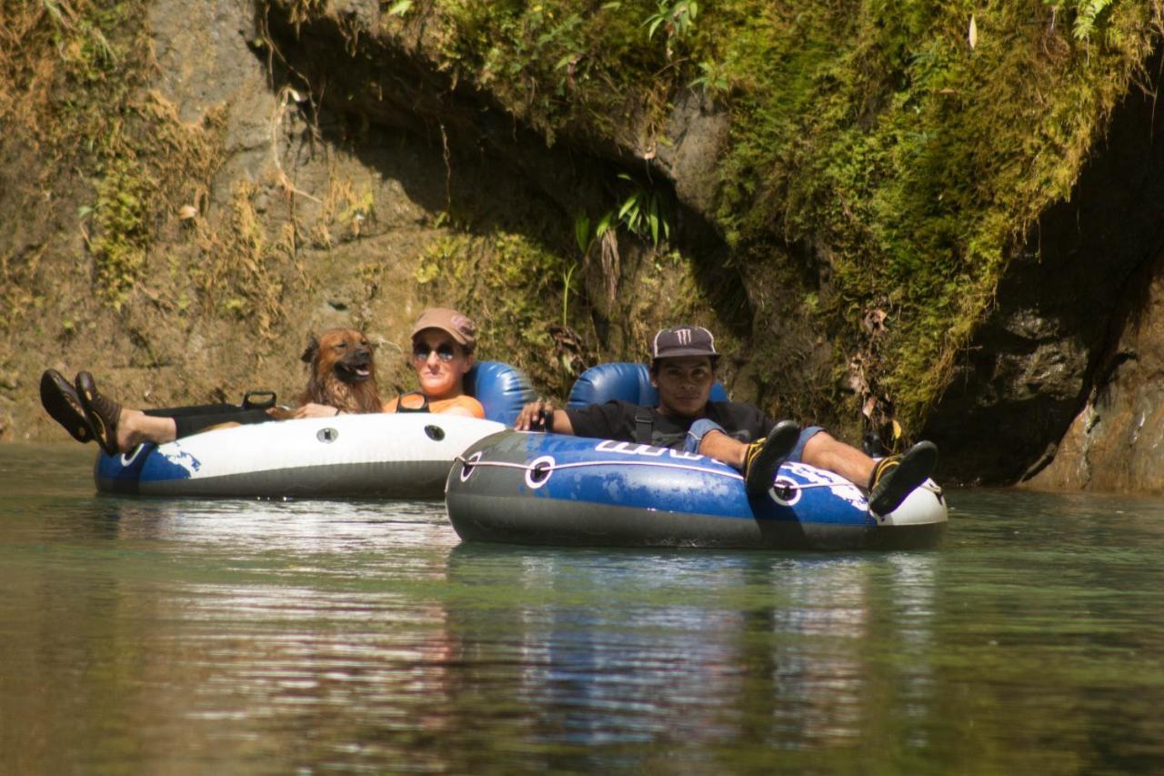 Rio Agujitas Eco Farm Hostel And Tours Drakes Bay Esterno foto